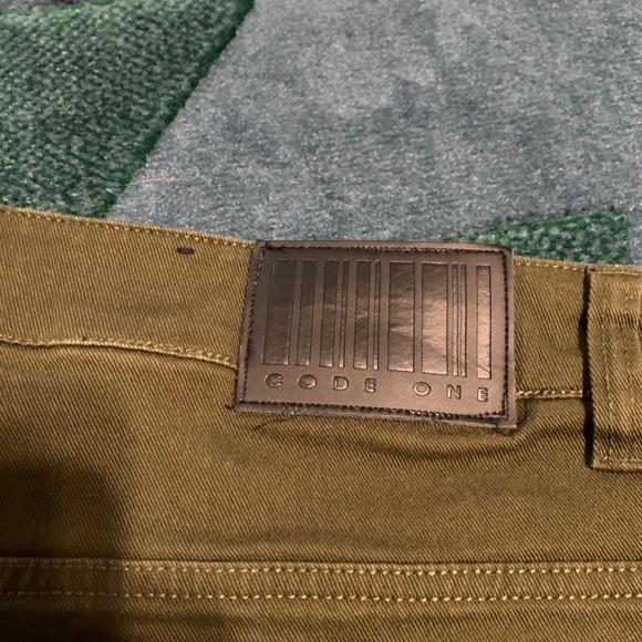 Code One Jeans - Picture 3 of 10